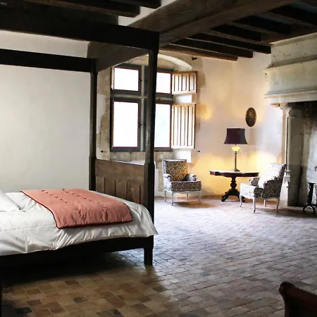 Verteuil-sur-charente, 6 Pieces, 11 Personnes - Fr-1-653-5 Сasa de vacaciones